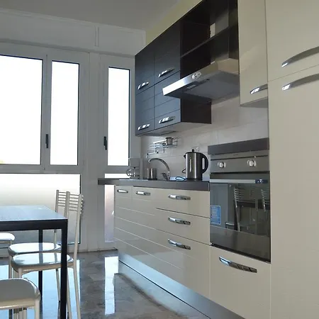 Apartment 4 Star